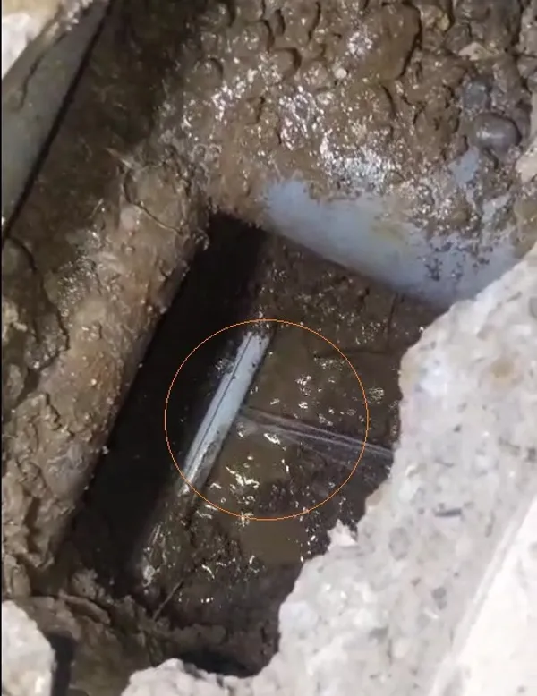 Fuga bajo el radier por caneria en Concón